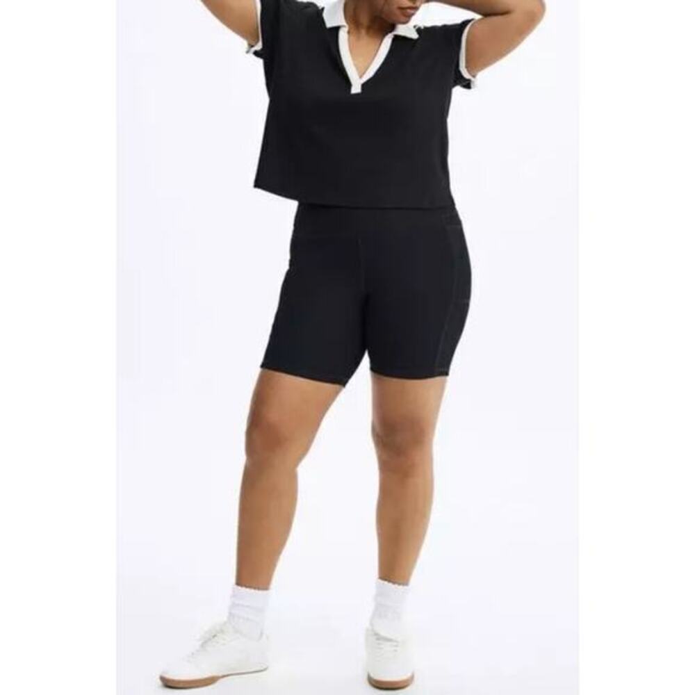 NEW Torrid Performance Rib Active Bike Short black moisture wick plus size 5X